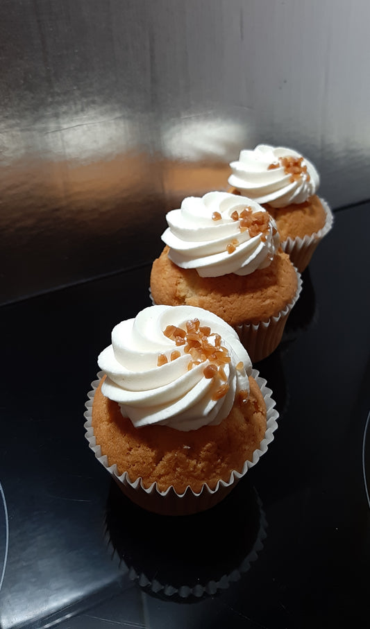 12 Cupcakes